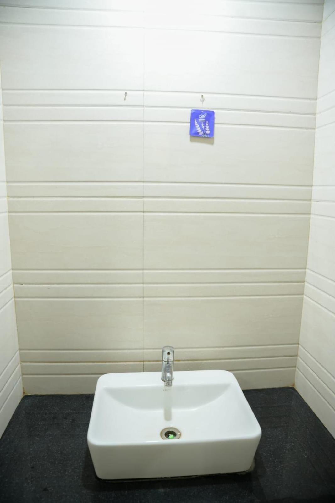 Hotel Sachidanand-Walkable Distance From Temple Shirdi Exterior foto
