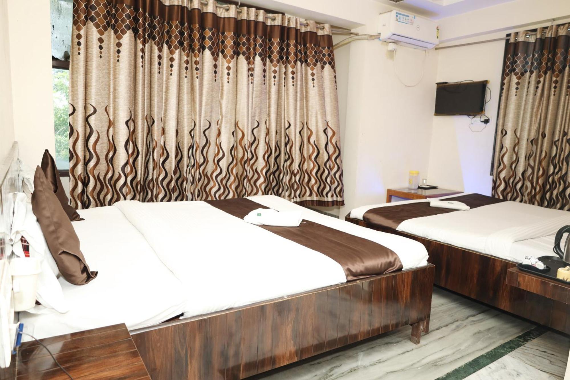 Hotel Sachidanand-Walkable Distance From Temple Shirdi Exterior foto