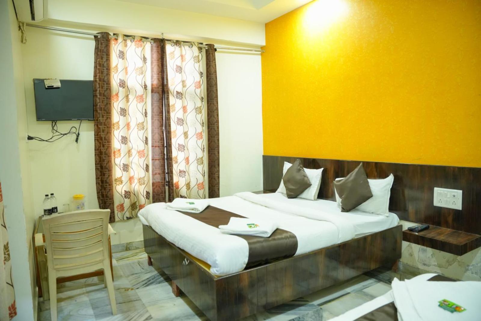 Hotel Sachidanand-Walkable Distance From Temple Shirdi Exterior foto